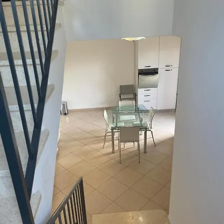 Ulisse Apartament