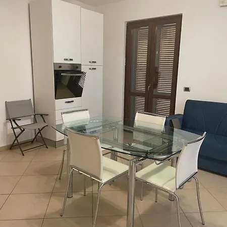 Ulisse Apartament شقة *