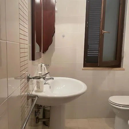 Ulisse Apartament *