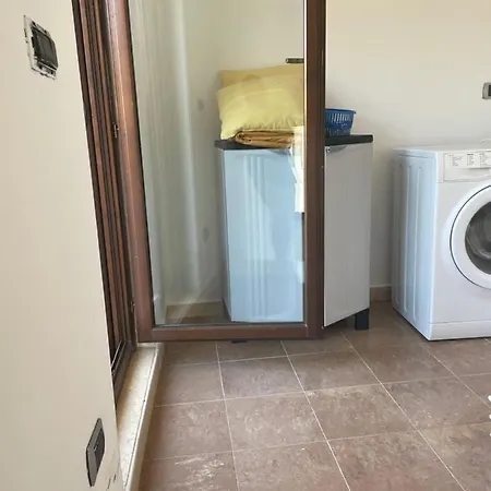 Ulisse Apartament سبرلونغا